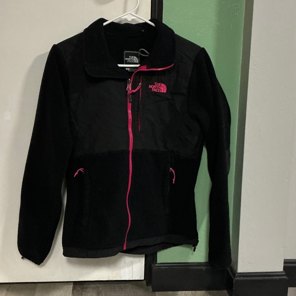 The North Face Polartec Black Fleece with Pink Zipper